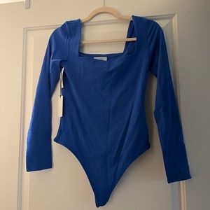 Aritzia contour squareneck bodysuit
